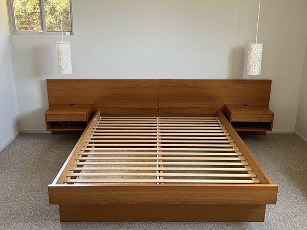 Cadre de lit en bois moderne