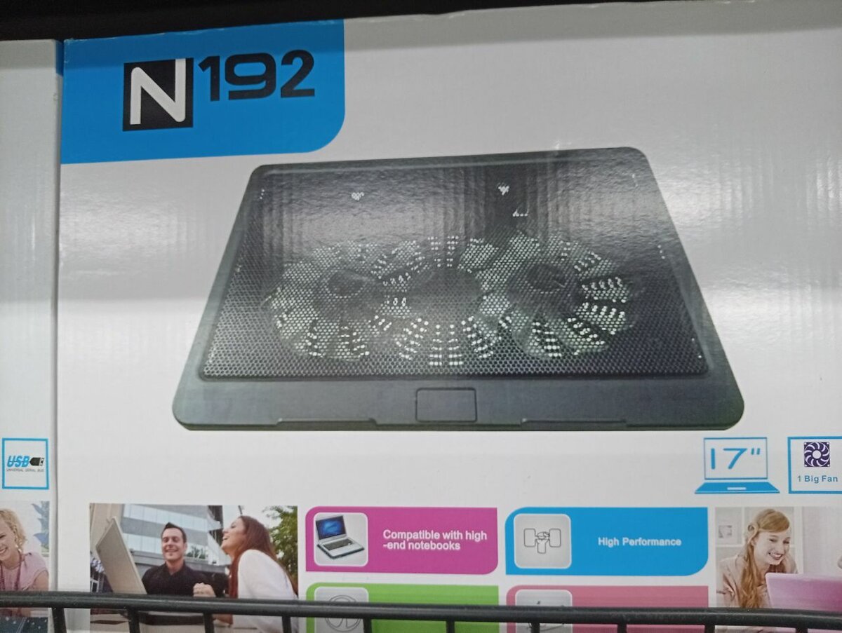 Support refroidisseur PC