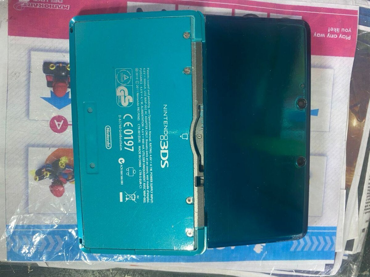 Nintendo 3DS +30 jeux et le chargeur