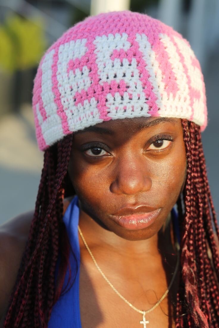 Chapeau tricoté "JESUS"