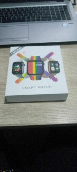 REDUCED TO CLEAR!! T800 Smart Watch   Features: Calls, BT Mu