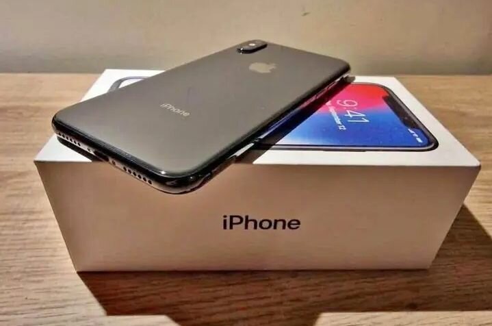 iPhone X 64 Go Gris