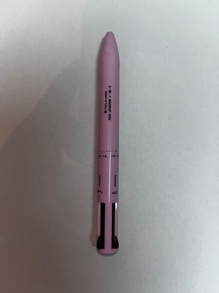 Stylo Maquillage 4-en-1 Polyvalent