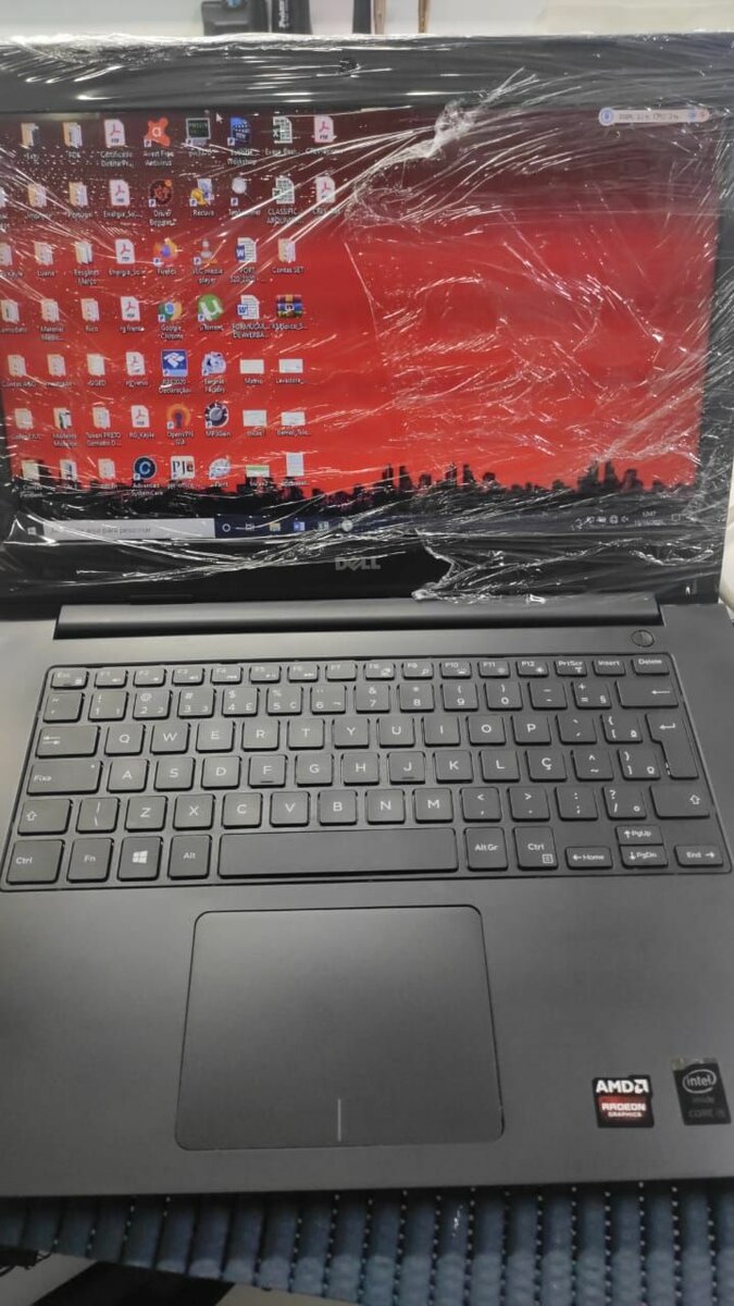 Portable Dell Inspiron AMD
