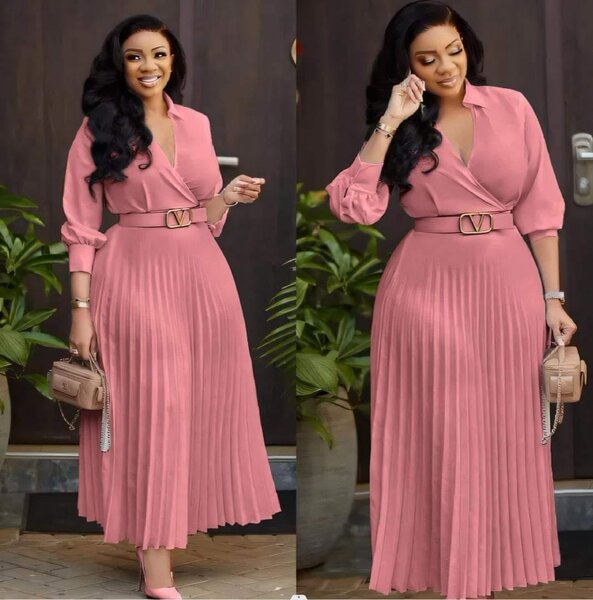 Pleated dress with belt pink