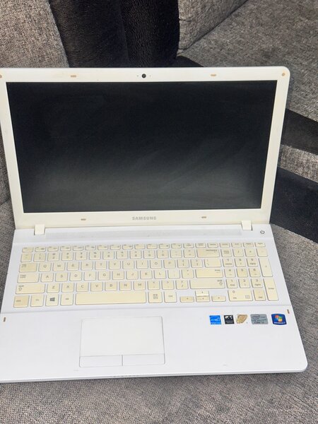 Samsung Laptop Blanc core i5