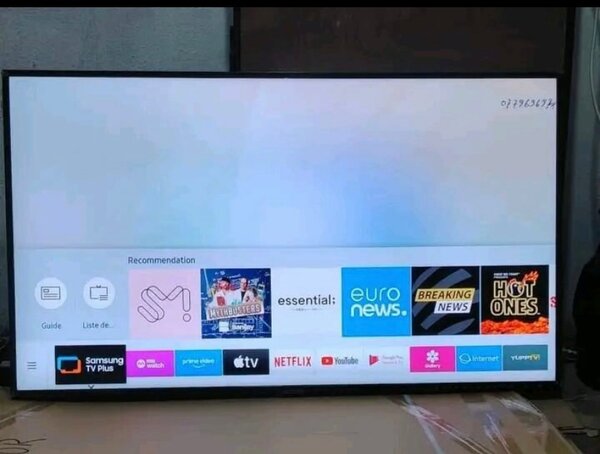 Téléviseur LED Smart 4K UHD