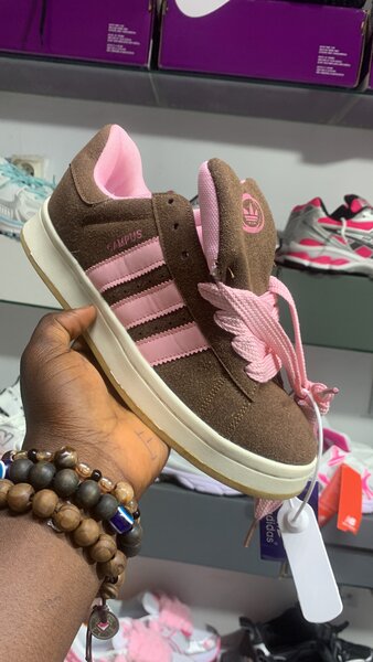 Chaussures Adidas marron et rose