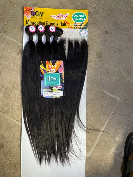 Cheveux synthétiques lisses 22"