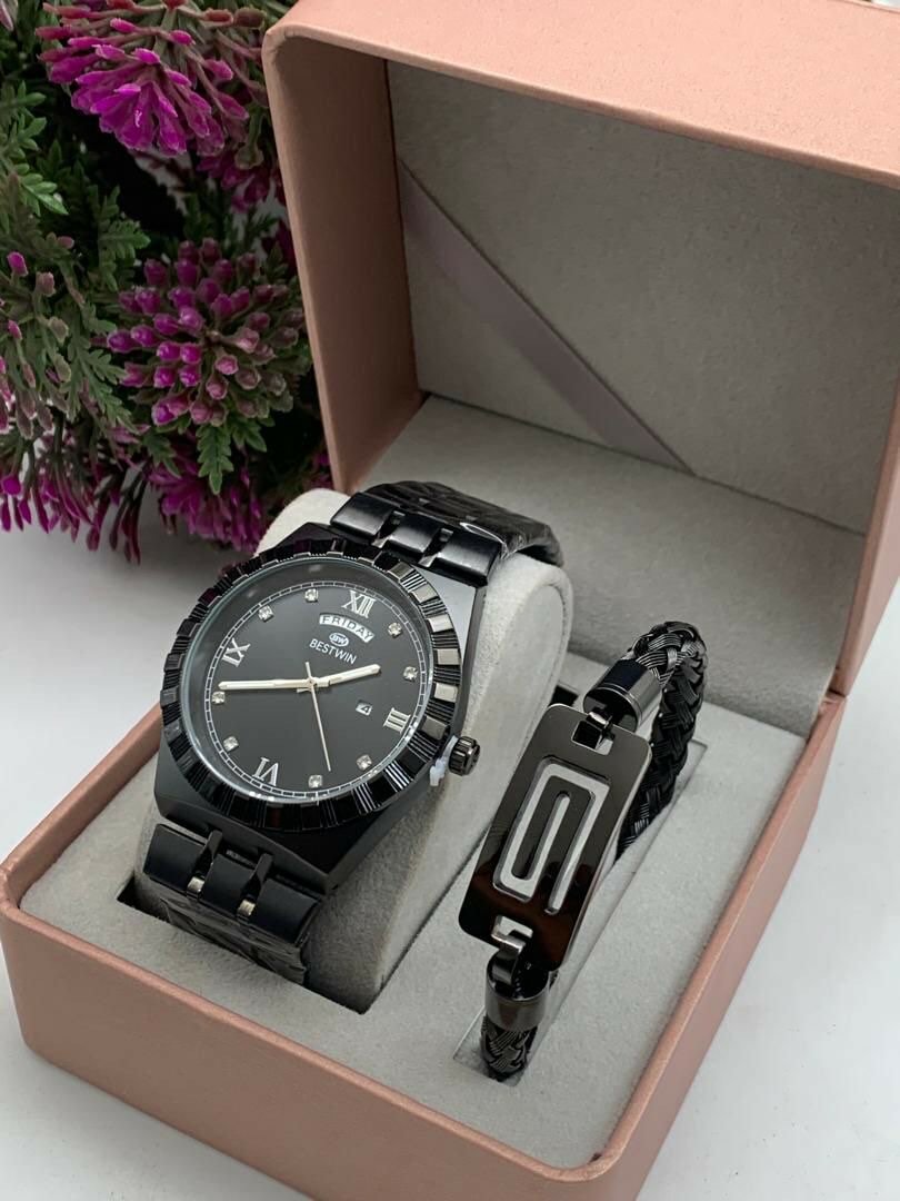 Men watch with bracelet