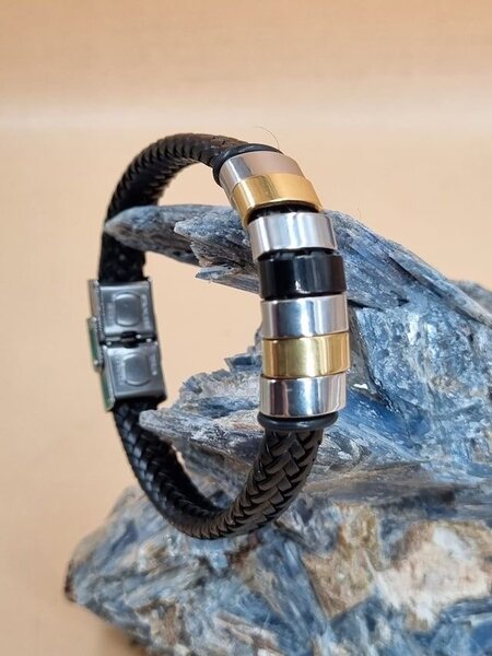 Bracelet en cuir et acier