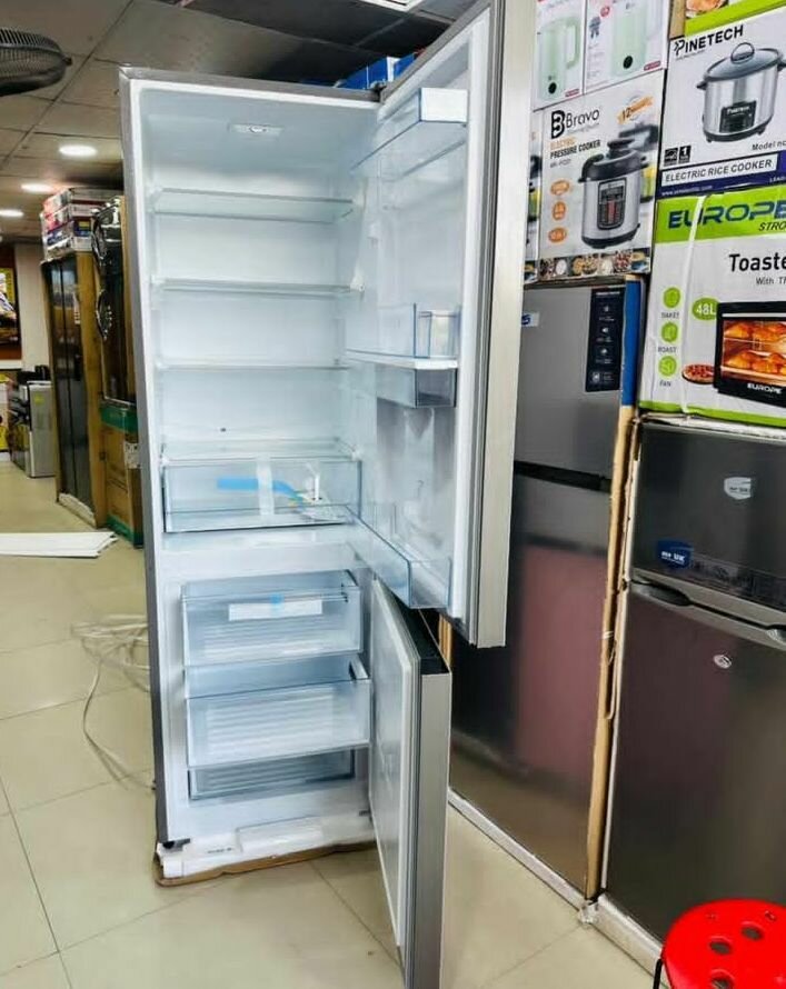 Hisense Standing Fridge