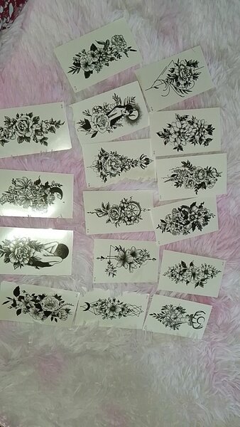 Tatouages Temporaires Floraux et Papillons