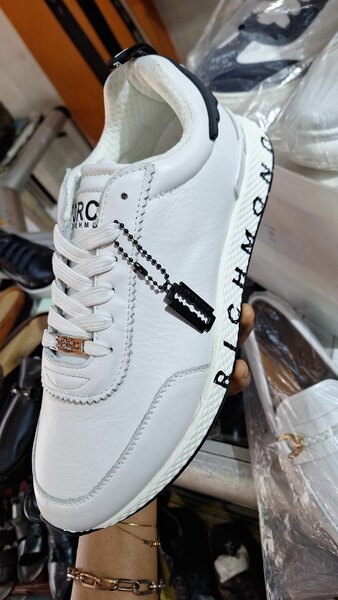 JRCH( John Richmond ) size 42 only