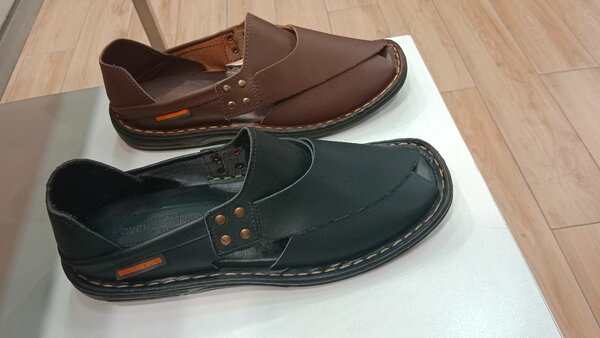 Sandal