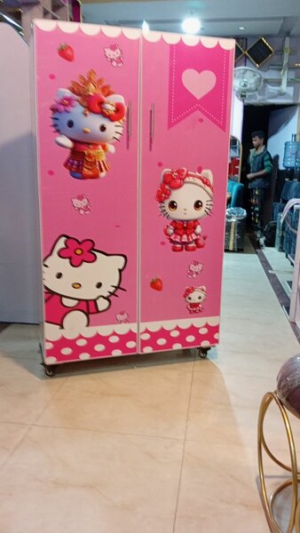 Cabinet baby