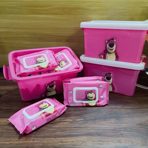 10 wipes in a container