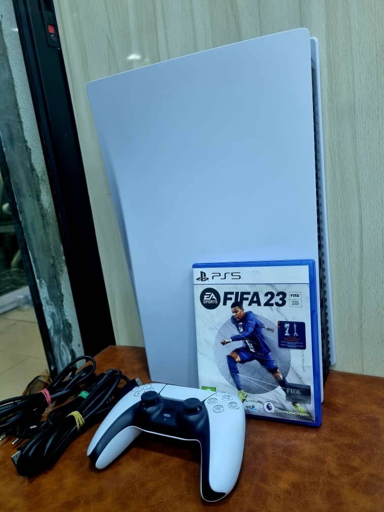 PS5 modèle standard 