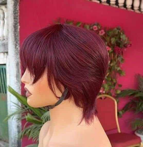 Perruque courte élégante