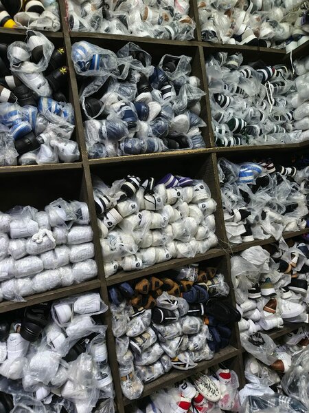 Veuillez nous envoyer la photo