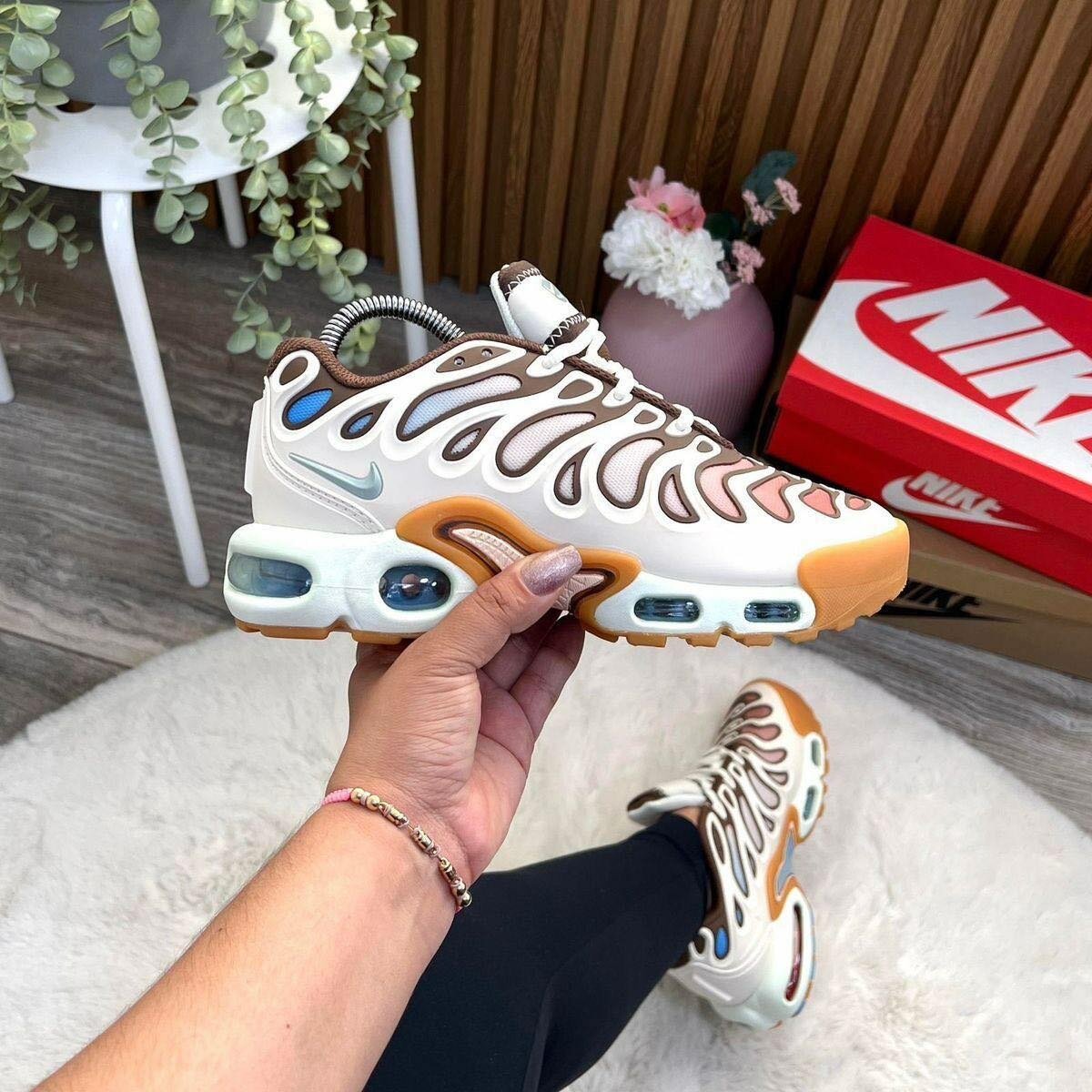 NIKE TN