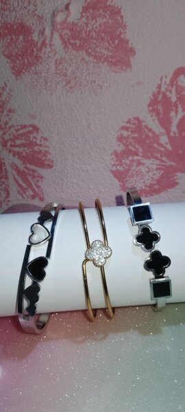 Bracelet fleur couleur argent