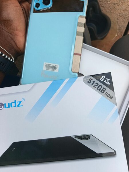 Tablette 8GB RAM 512GB ROM