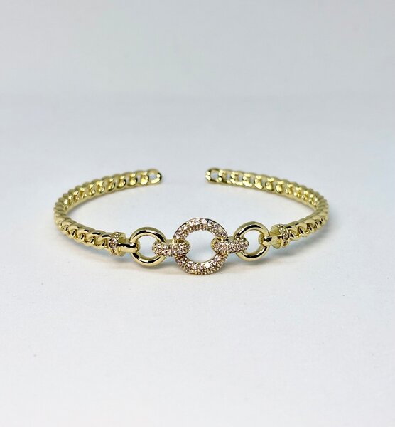 Bracelet en or chic et élégant