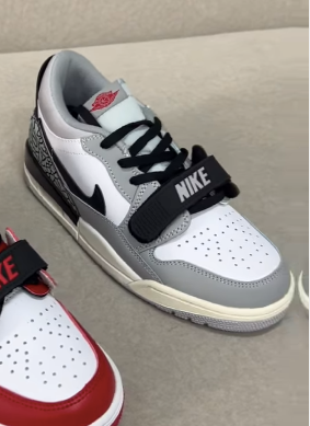 Кроссовки Nike Air Jordan Legacy 312 серый,белый