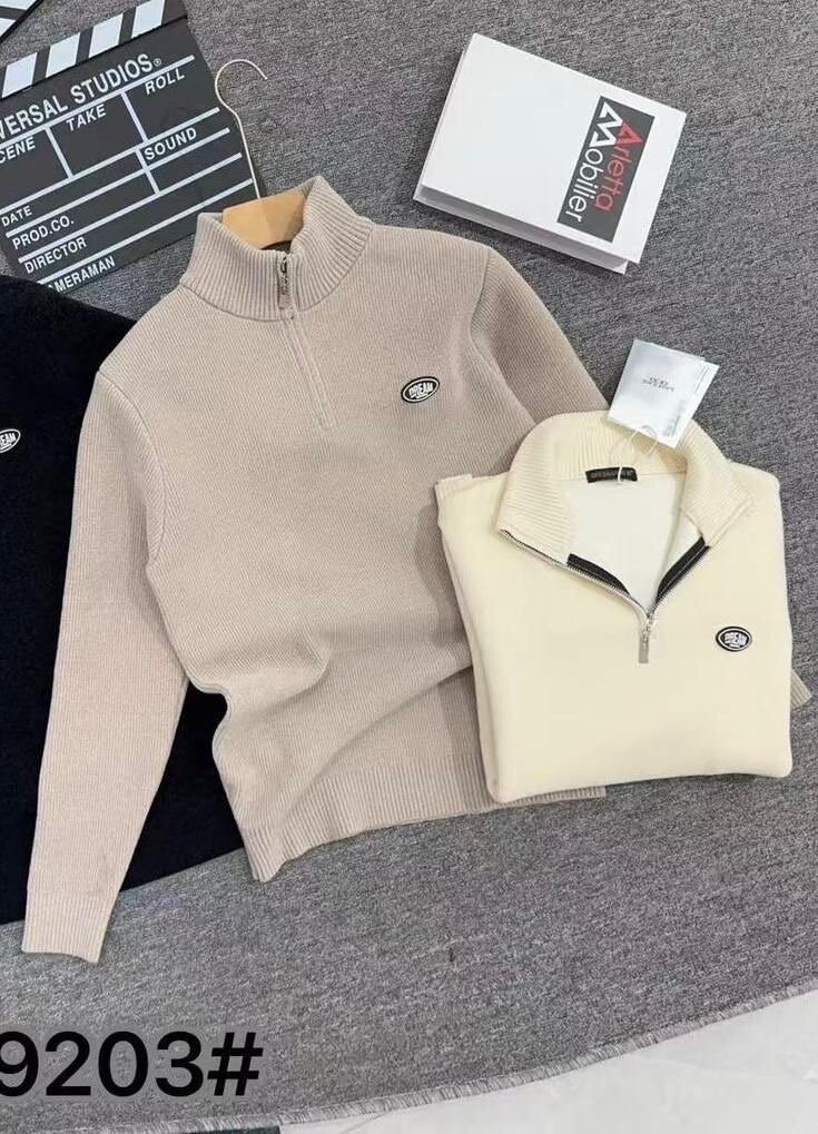 Pull zippé élégant homme