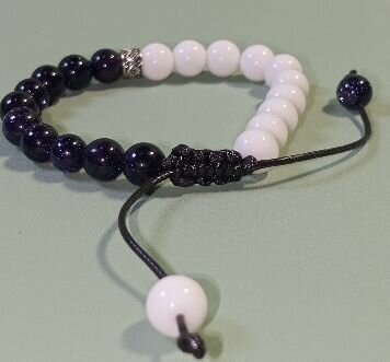 Bracelet en perles ajustable