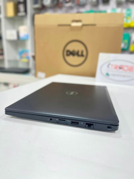 DELL Latitude 7290 Laptop
