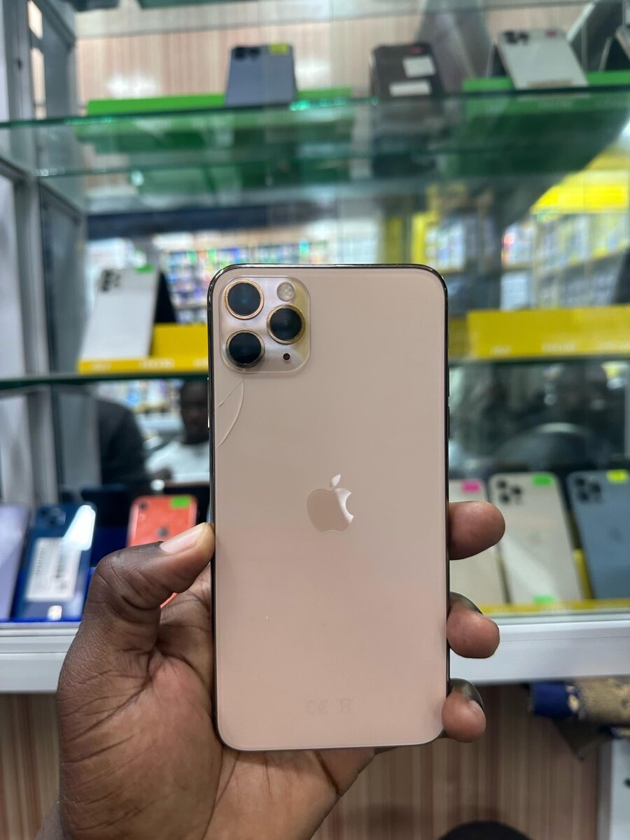 11 pro max tout est dorigine