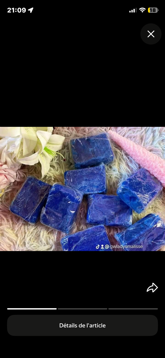 Savon artisanal coloré