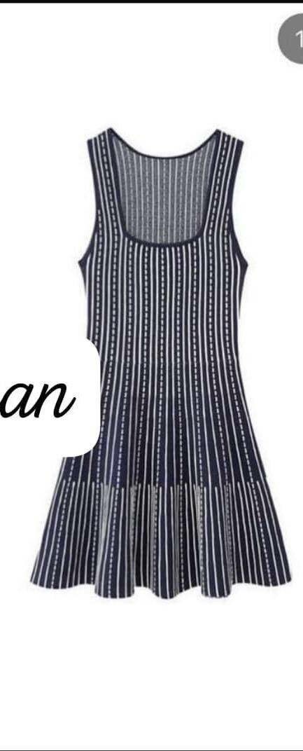 Robe évasée rayée élégante