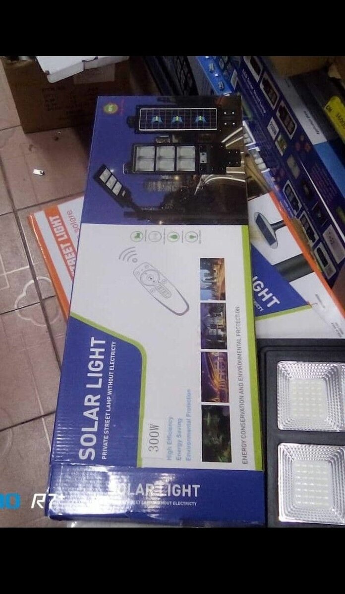 Lampadaire solaire 300W