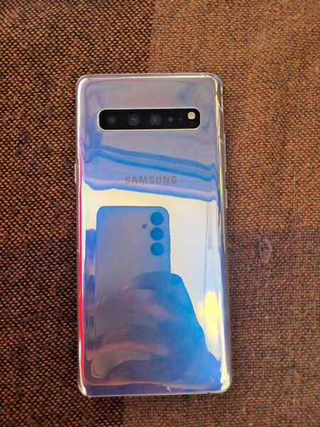 Samsung  s10