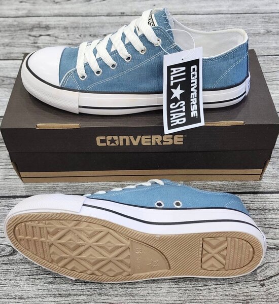 All Star Converse jeans