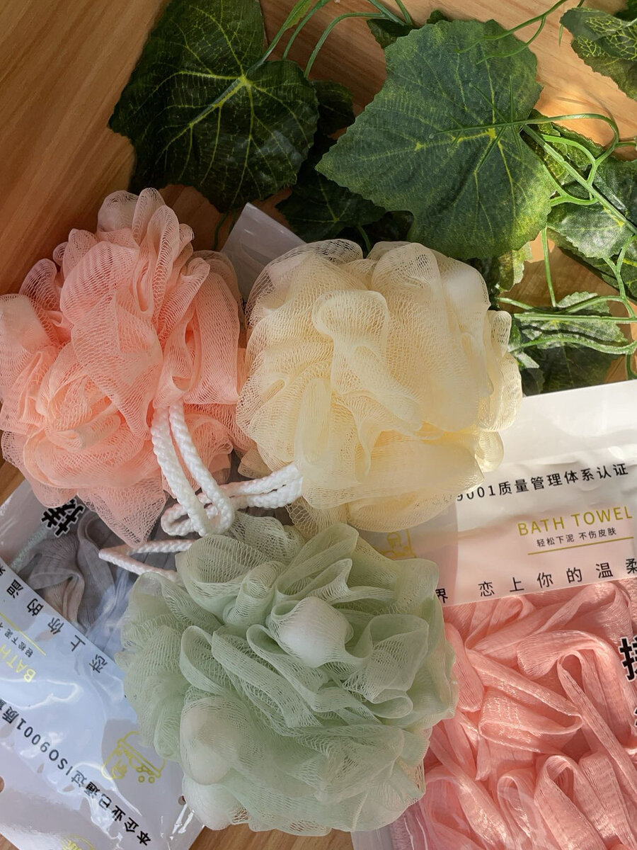 Ensemble de Fleurs de Douche Colorées