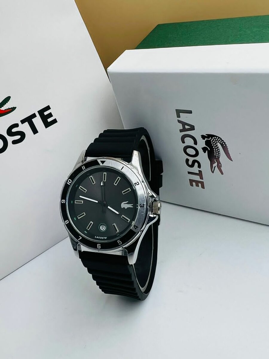 Montre lacoste