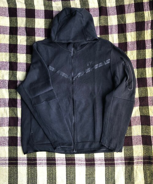 Sweat à capuche noir unisexe