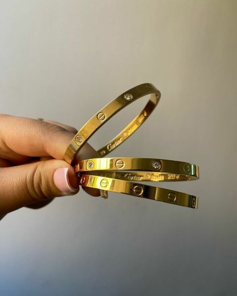 Cartier handcuff