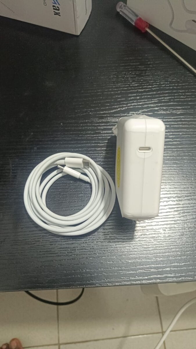 Chargeur macbook USB-C Apple