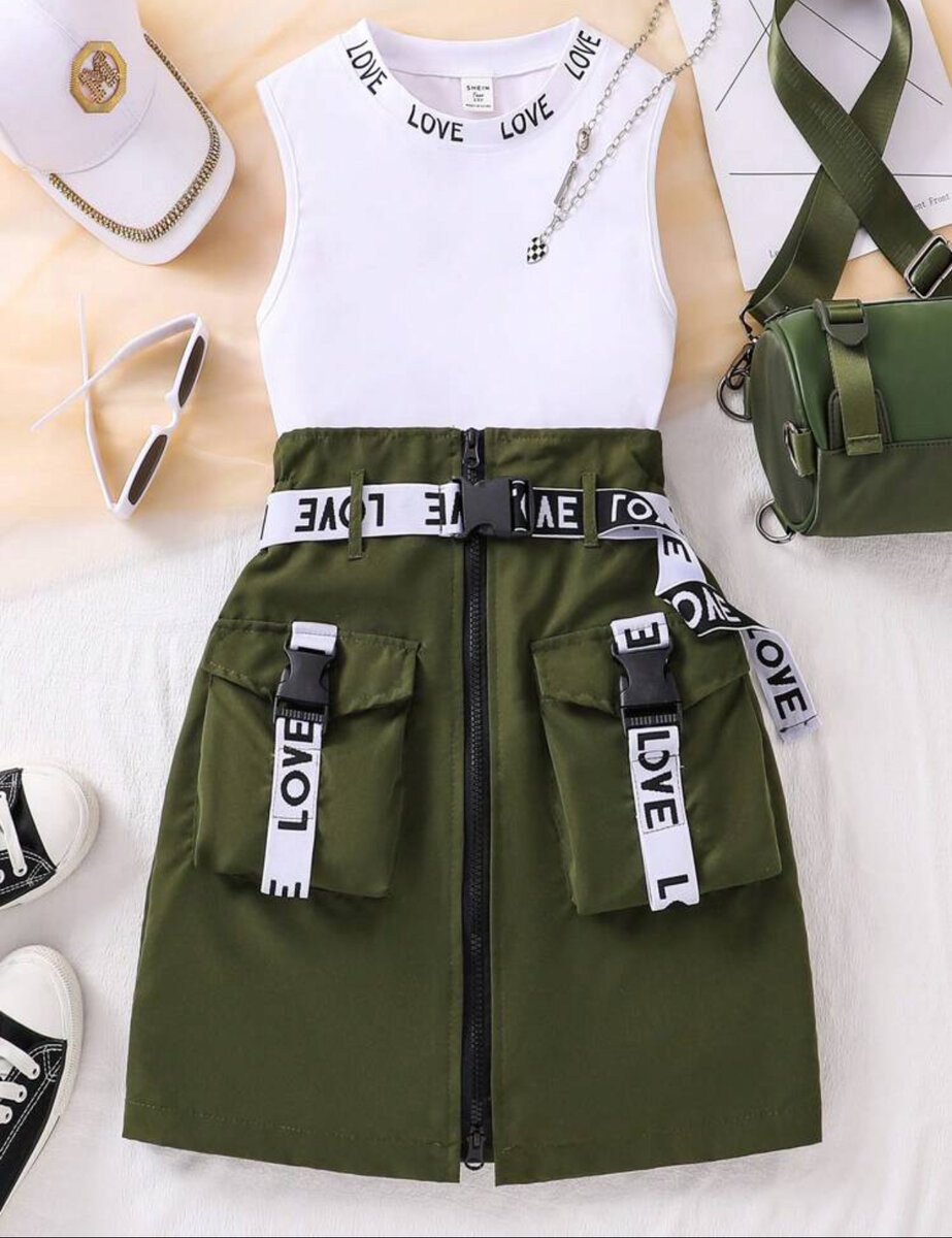 Robe blanche enfant élégante