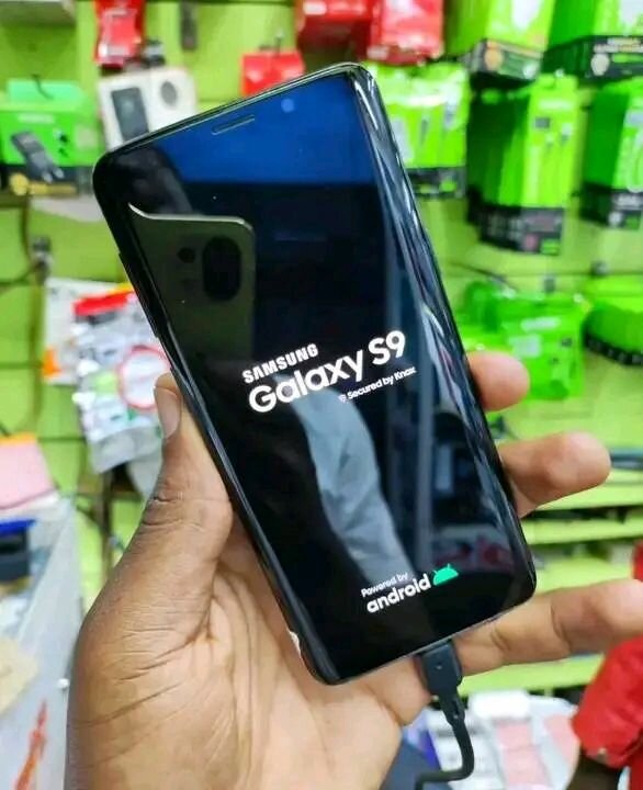 Samsung Galaxy S9 Smartphone