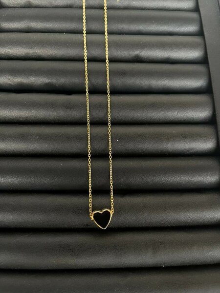 Heart shaped  pendant necklace