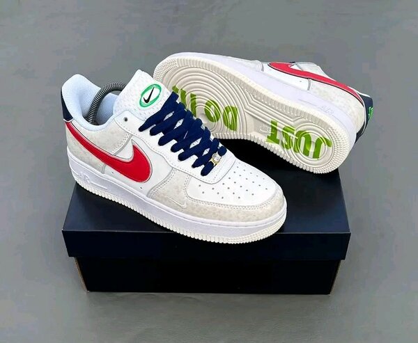 Baskets Nike Air blanches