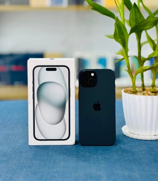 Apple iPhone 15' UK米 Full Box 8 Months