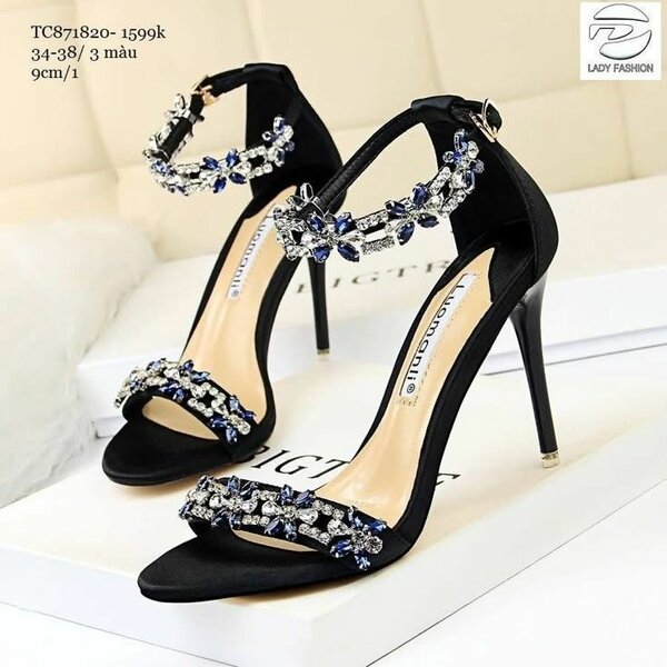 Heeled sandals