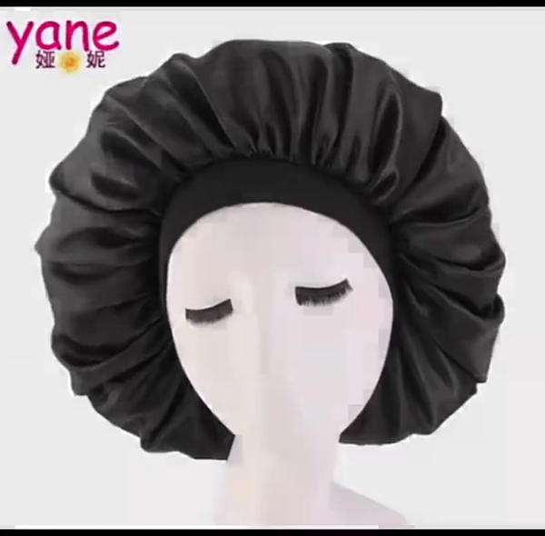 Bonnet en satin pour cheveux